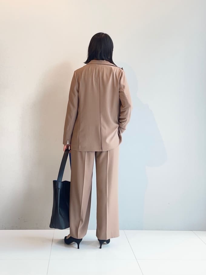murayamaさんの「INDIVI｜【軽く羽織れる！】ダブルジャケット」を使ったコーディネート