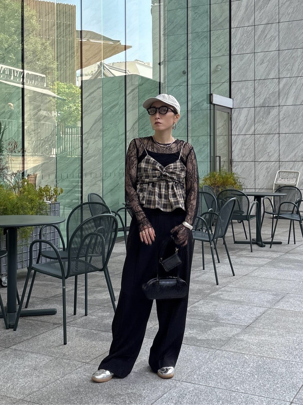 kotakiさんの「INDIVI｜オンブレチェックビスチェ」を使ったコーディネート