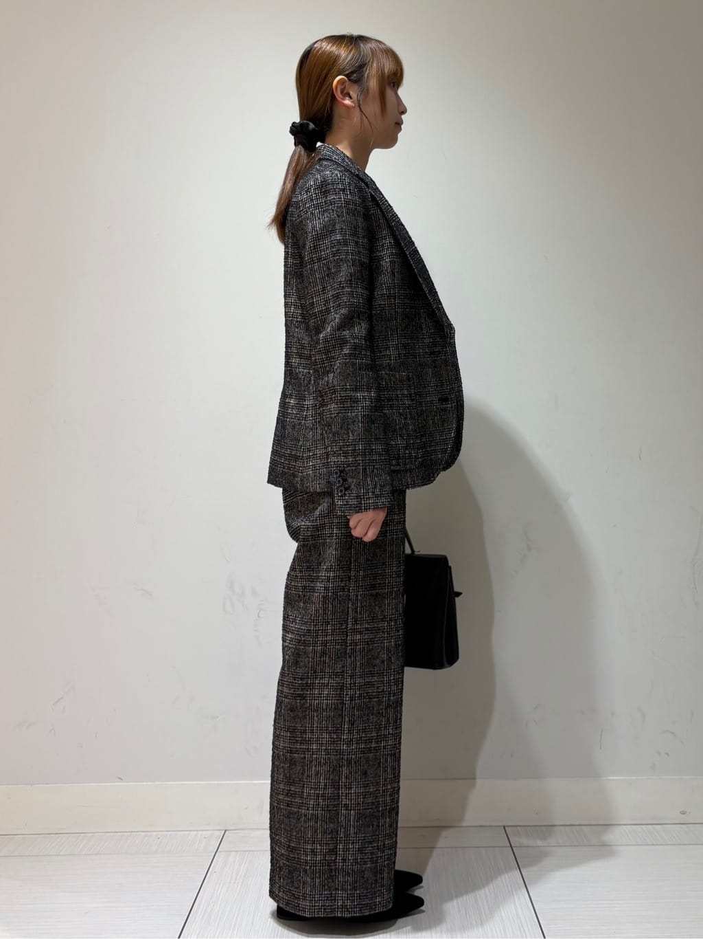 やなぎさんの「DRESSTERIOR｜ストレッチフルニードルニット」を使ったコーディネート