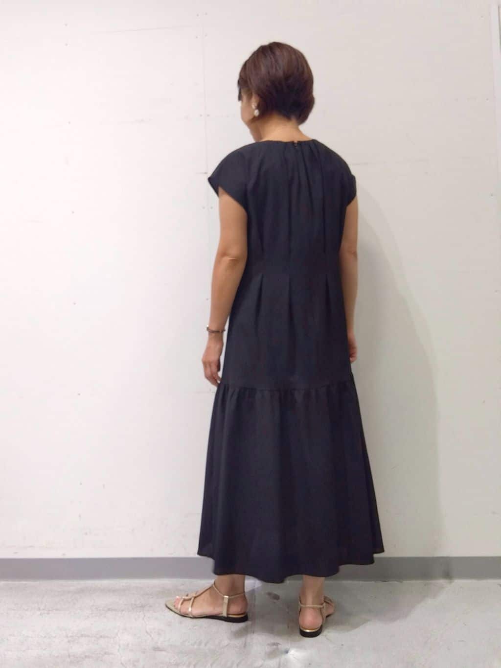 Kさんの「INDIVI｜【1枚でコーデ完成！】タックワンピース」を使ったコーディネート