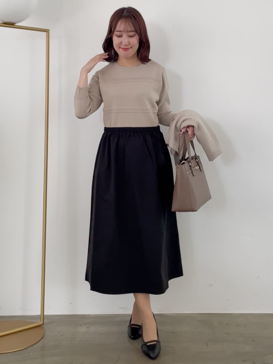 yukariさんの「Reflect｜【軽い羽織に◎／セットアップ可】パール調ボタン付きカーディガン」を使ったコーディネート