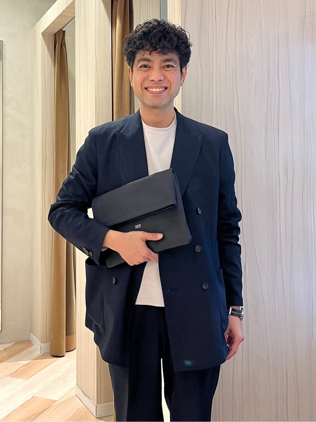 URAさんの「TAKEO KIKUCHI｜【2WAY】ショルダー クラッチバッグ」を使ったコーディネート