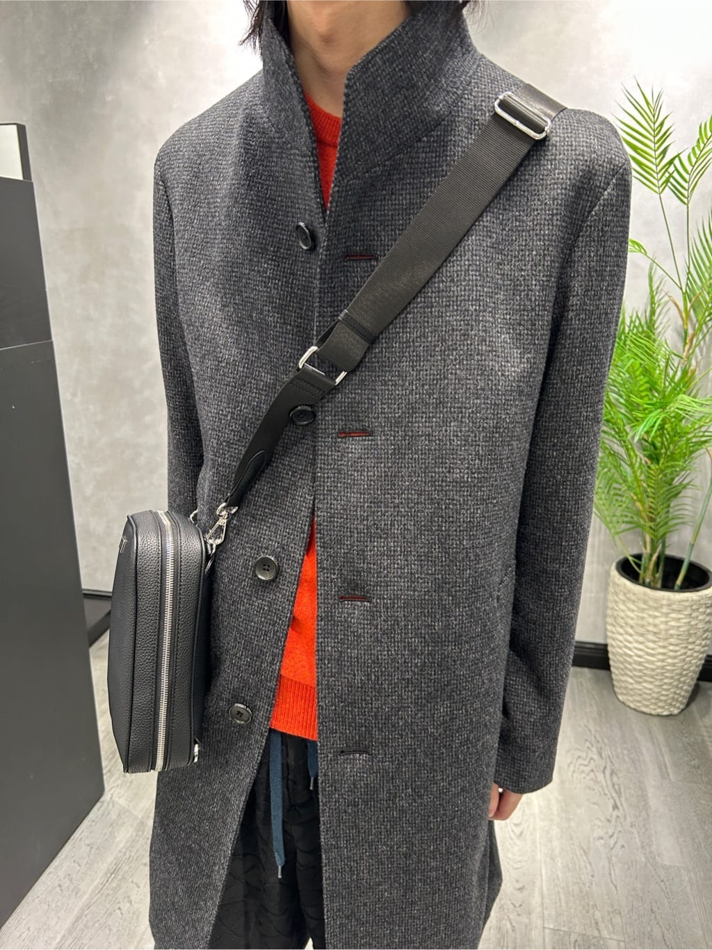 ruiさんの「TAKEO KIKUCHI｜カシミヤブレンド ビーバー調ピンヘッドスタンドカラーコート」を使ったコーディネート