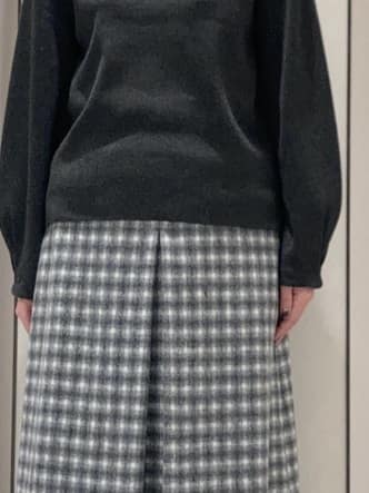 わたなべさんの「UNTITLED｜【はっ水機能/フード取り外し可】ミディダウンコート」を使ったコーディネート