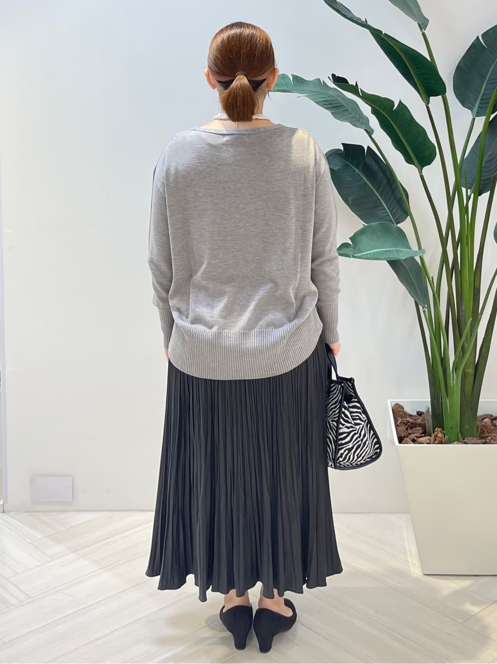 Tomoさんの「UNTITLED｜【8色展開/体型カバー】魅せるタイムレスニット」を使ったコーディネート