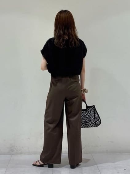 kyokaさんの「UNTITLED｜【セットアップ可/洗える】フェザーフレンチスリーブブラウス」を使ったコーディネート