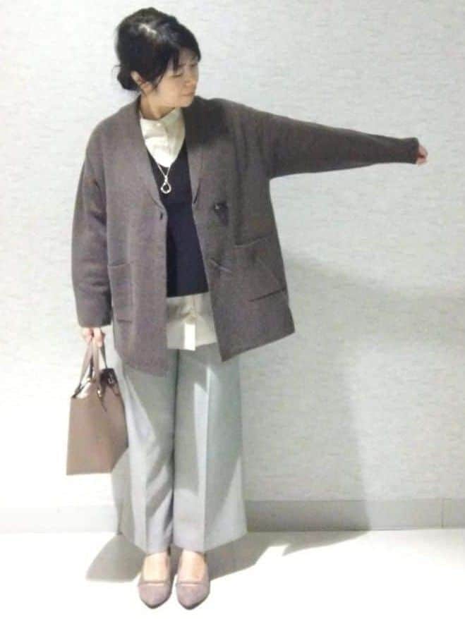 sakoさんの「Reflect｜【さらっと一枚で決まる／重ね着にもおすすめ◎】タックスリーブシャツブラウス」を使ったコーディネート