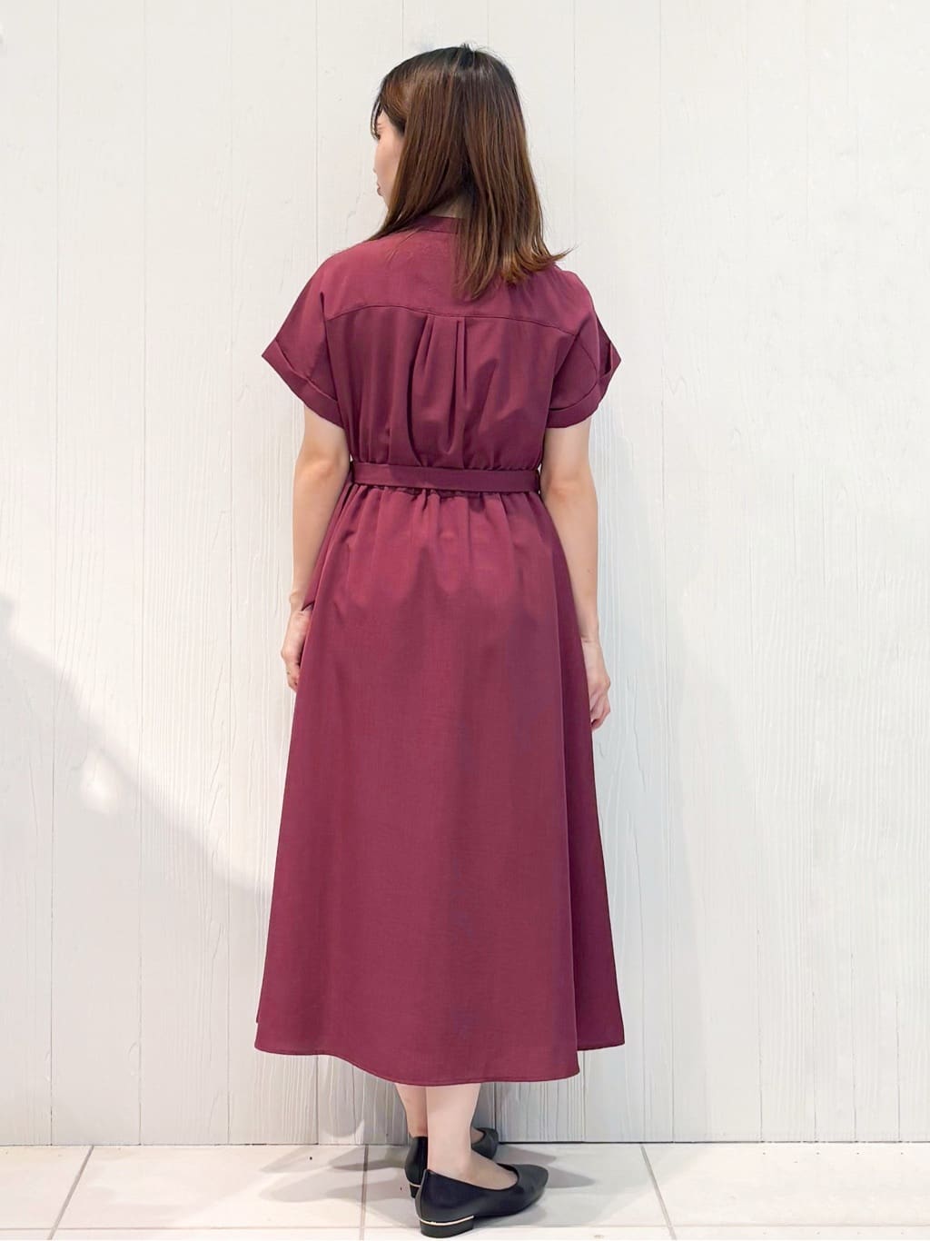 mさんの「index｜【抗菌防臭加工／生活防水】メタルパーツVフラットパンプス」を使ったコーディネート