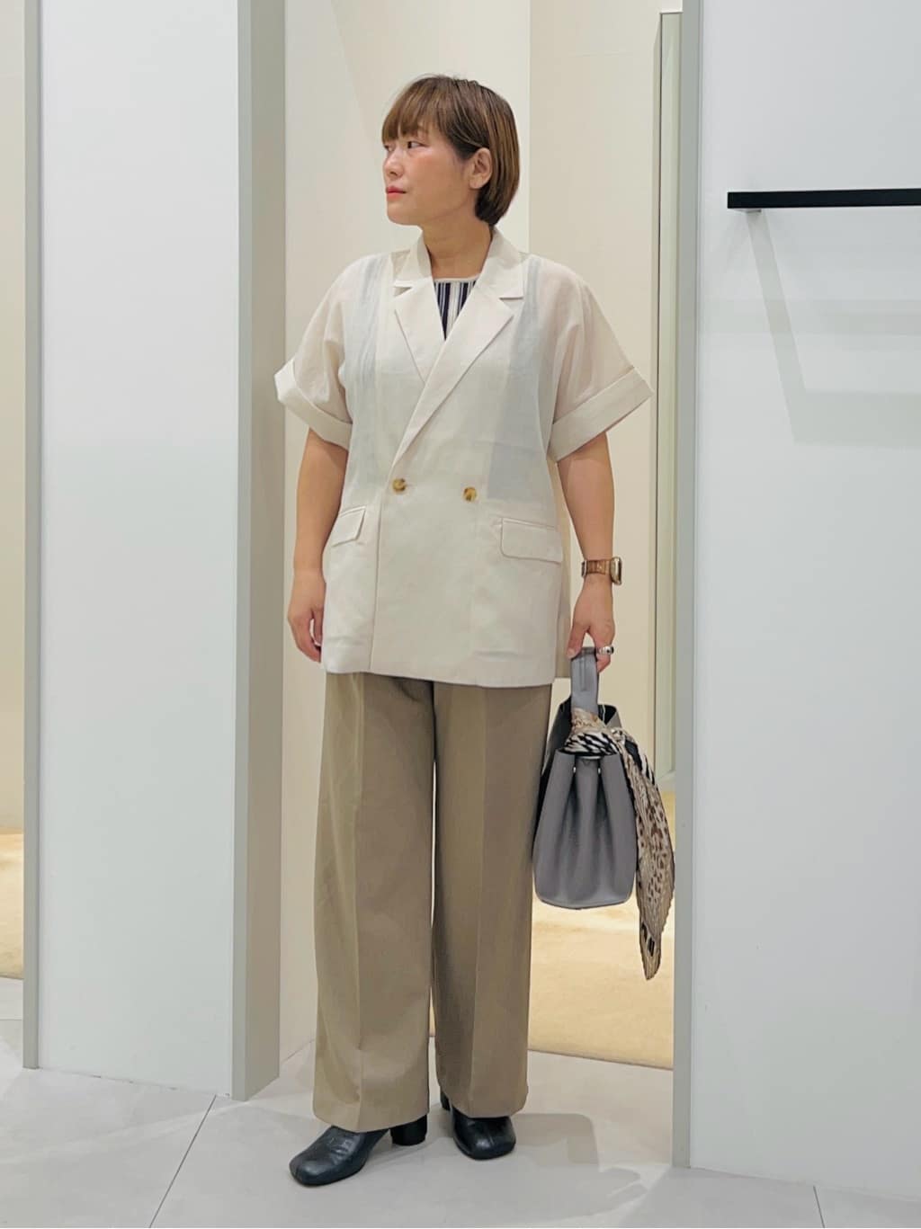 タナさんの「THE SHOP TK｜半袖シアージャケット【洗える】」を使ったコーディネート