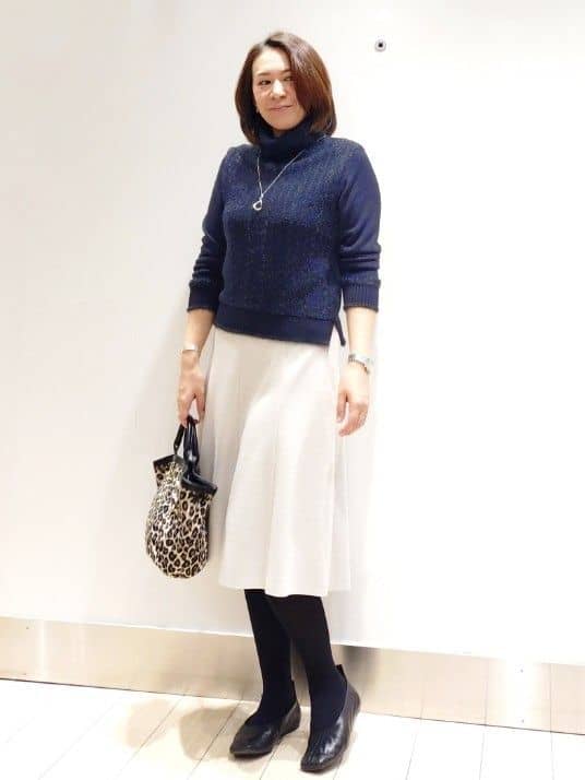 ⭐︎m.peatchan⭐︎さんの「Reflect｜【ほんのりラメ感◎】ふわふわフェザーヤーンハイネックニット」を使ったコーディネート