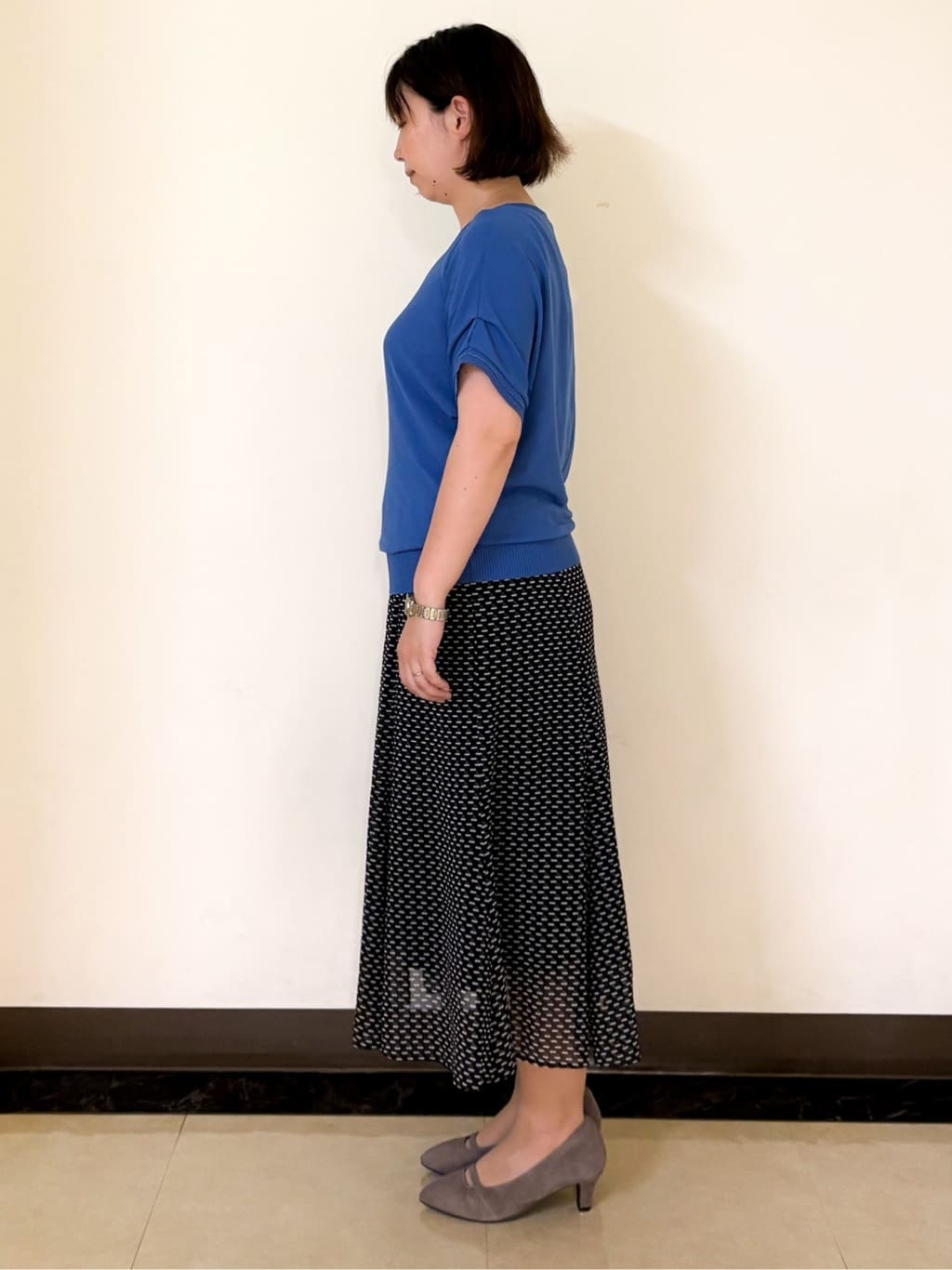 ミヨさんの「Reflect｜【選べる7色◎／手洗い可／二の腕カバー】半袖ニット」を使ったコーディネート