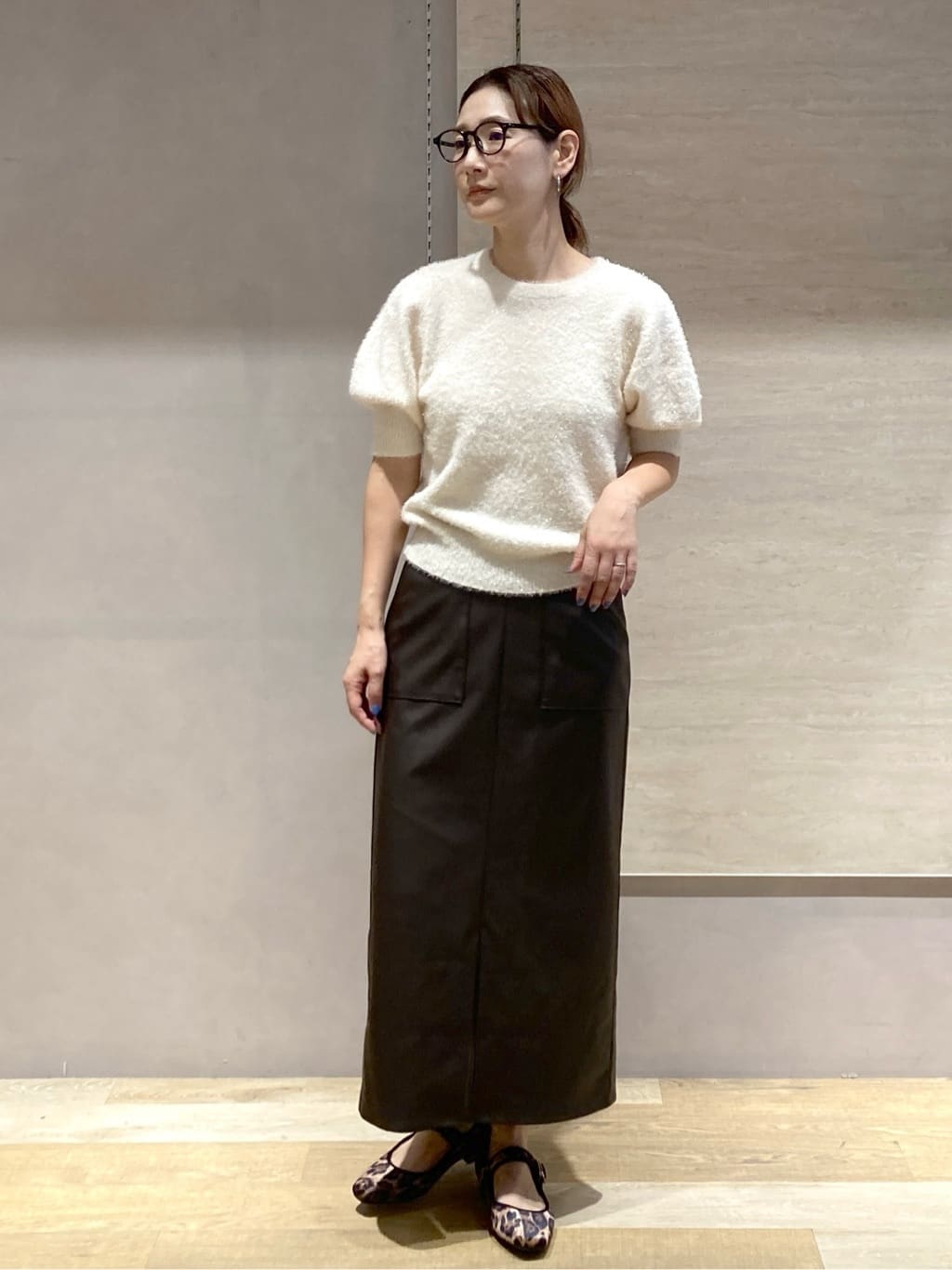たけねぇさんの「OPAQUE.CLIP｜キラキラボリュームスリーブニット【洗濯機洗い可】」を使ったコーディネート