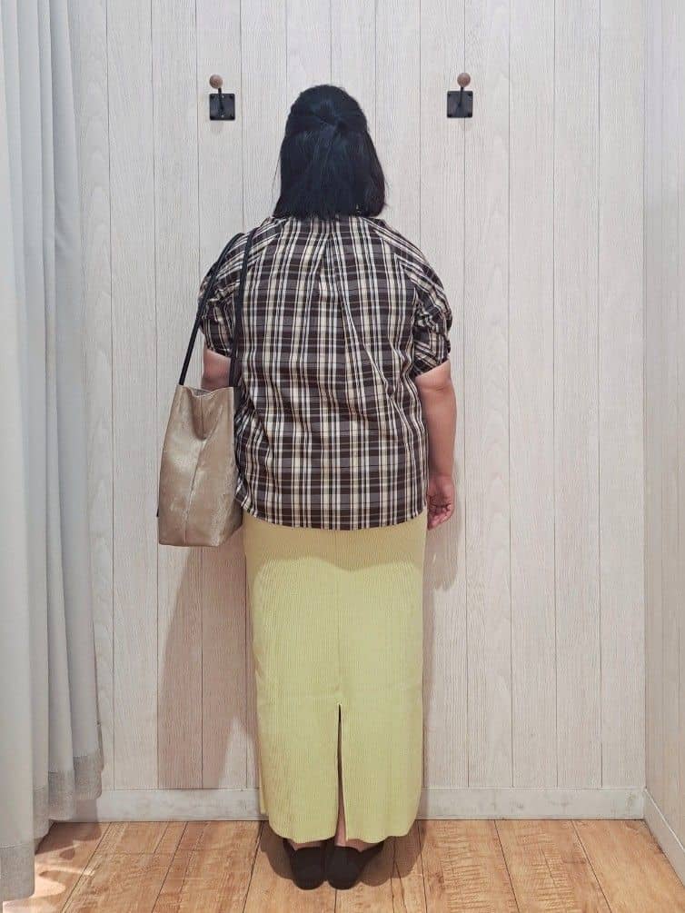 kotomiさんの「SHOO･LA･RUE｜【S-LL/洗濯後しわになりにくい】ランタンスリーブで女性らしく 5分袖スキッパーブラウス」を使ったコーディネート