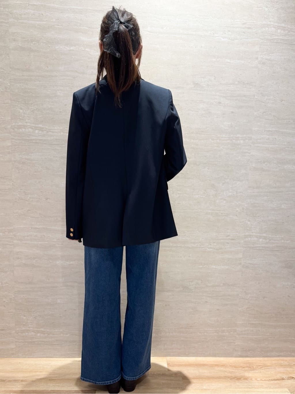 Hinaさんの「OPAQUE.CLIP｜キラキラボリュームスリーブニット【洗濯機洗い可】」を使ったコーディネート