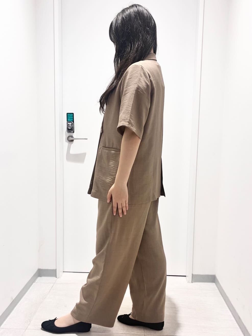 ゆゆさんの「grove｜軽やかに羽織れて、きちんと見え ハーフスリーブテーラードジャケット」を使ったコーディネート
