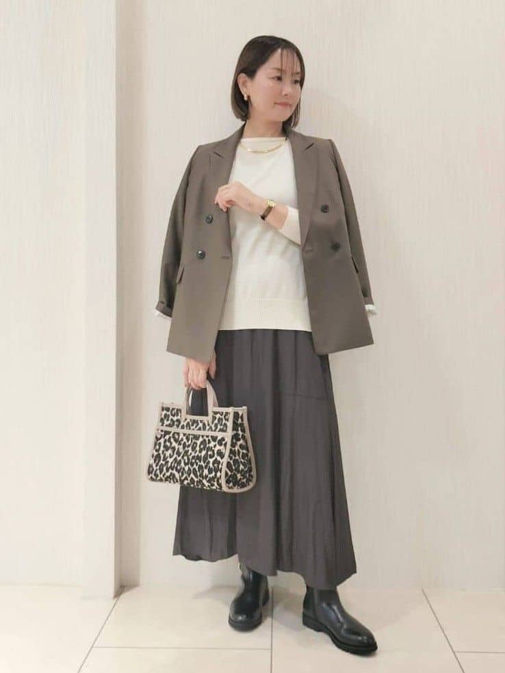 naokoさんの「UNTITLED｜【8色展開/体型カバー】魅せるタイムレスニット」を使ったコーディネート