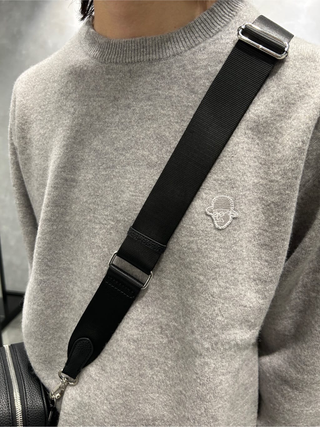 ruiさんの「TAKEO KIKUCHI｜【Air Palette Knit】ワンポイント カラーニット プルオーバー」を使ったコーディネート