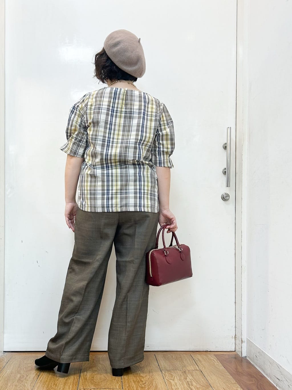 haruさんの「SHOO･LA･RUE｜【S-LL/5分袖】お袖タックできれいに魅せる 大人のチェックブラウス」を使ったコーディネート