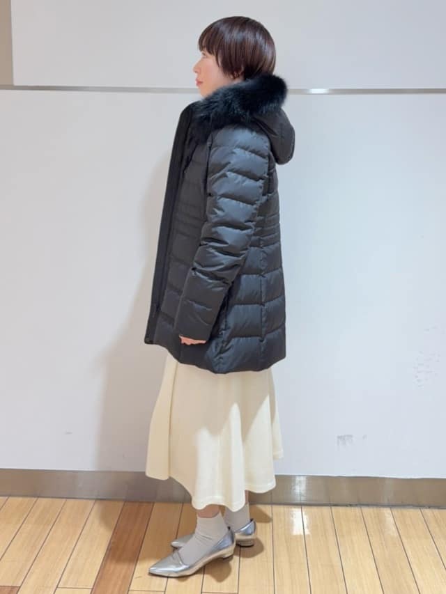 あやさんの「UNTITLED｜【はっ水機能/フード取り外し可】ミディダウンコート」を使ったコーディネート