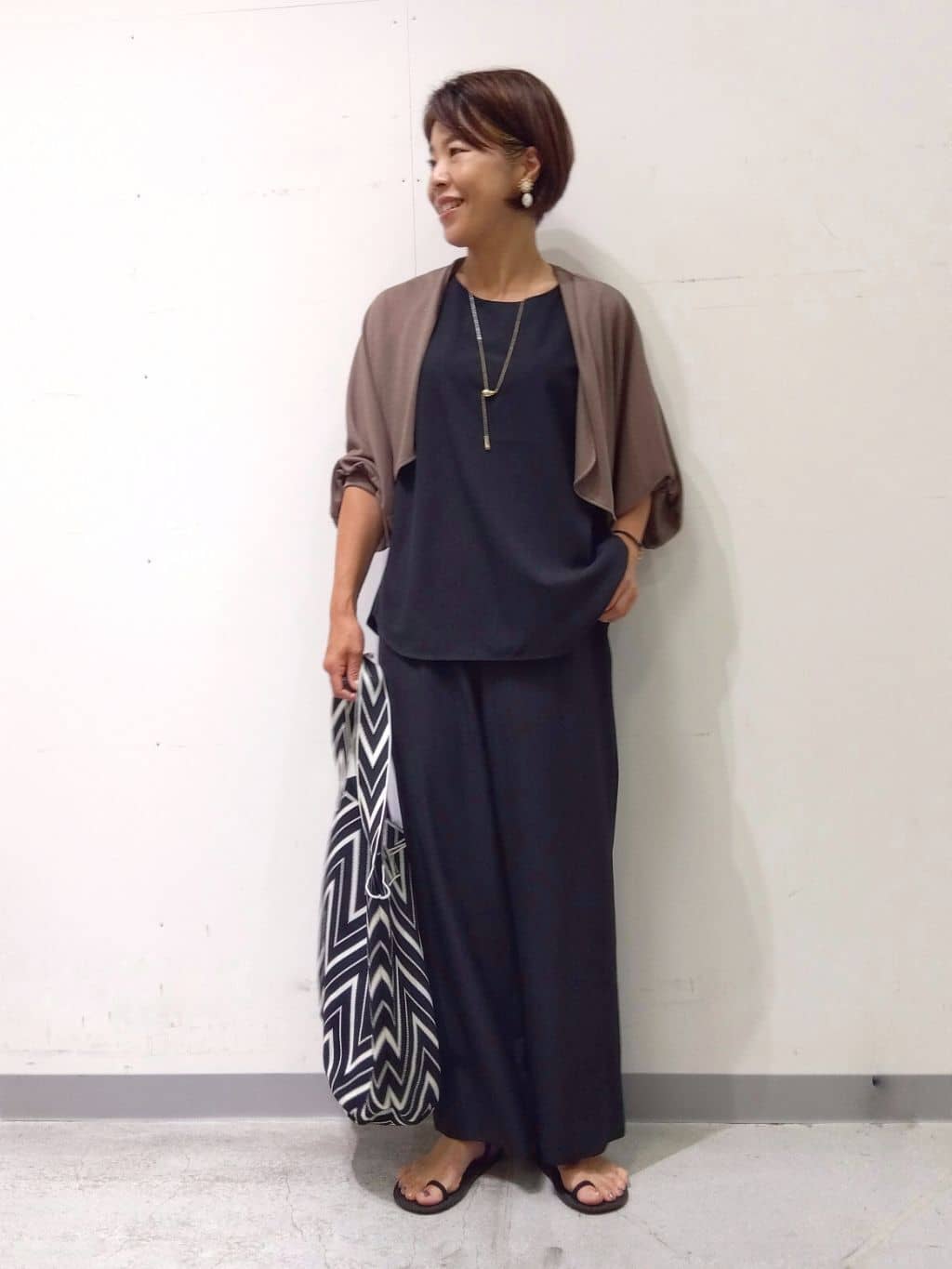 Kさんの「INDIVI｜【軽く羽織れる】ボレロカーディガン」を使ったコーディネート
