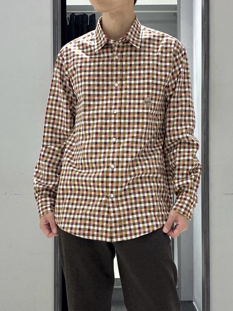わいずみさんの「TAKEO KIKUCHI｜【Air Palette Knit】ワンポイント カラーニット プルオーバー」を使ったコーディネート