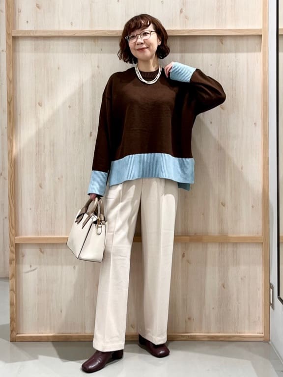 nakoさんの「THE SHOP TK｜インしないで着られる カラーブロックニット」を使ったコーディネート