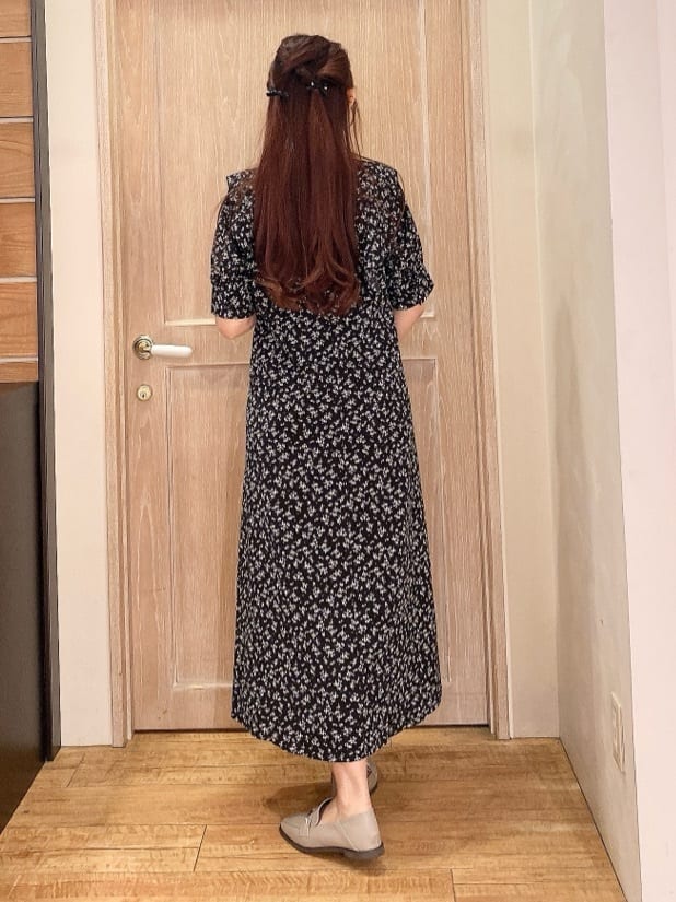 miiさんの「SHOO･LA･RUE｜【S-LL】クラシカルな 花柄ワンピース」を使ったコーディネート