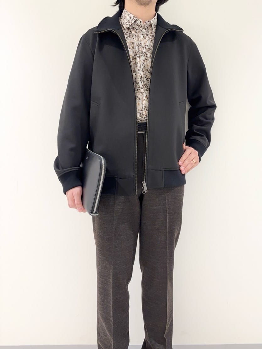 及川さんの「TAKEO KIKUCHI｜【JUST ONE LAYER】ダウンファブリック ジップアップ リブ ブルゾン」を使ったコーディネート