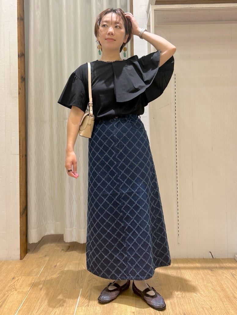 ga_riさんの「THE SHOP TK｜アシメケープ風プルオーバー【接触冷感/洗濯機OK】」を使ったコーディネート