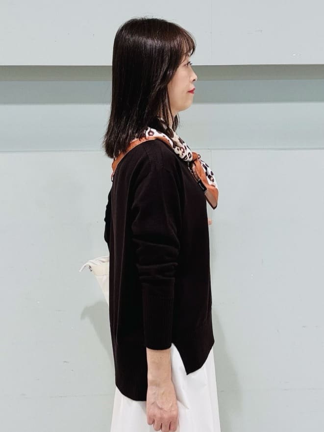 makiさんの「UNTITLED｜【8色展開/体型カバー】魅せるタイムレスニット」を使ったコーディネート