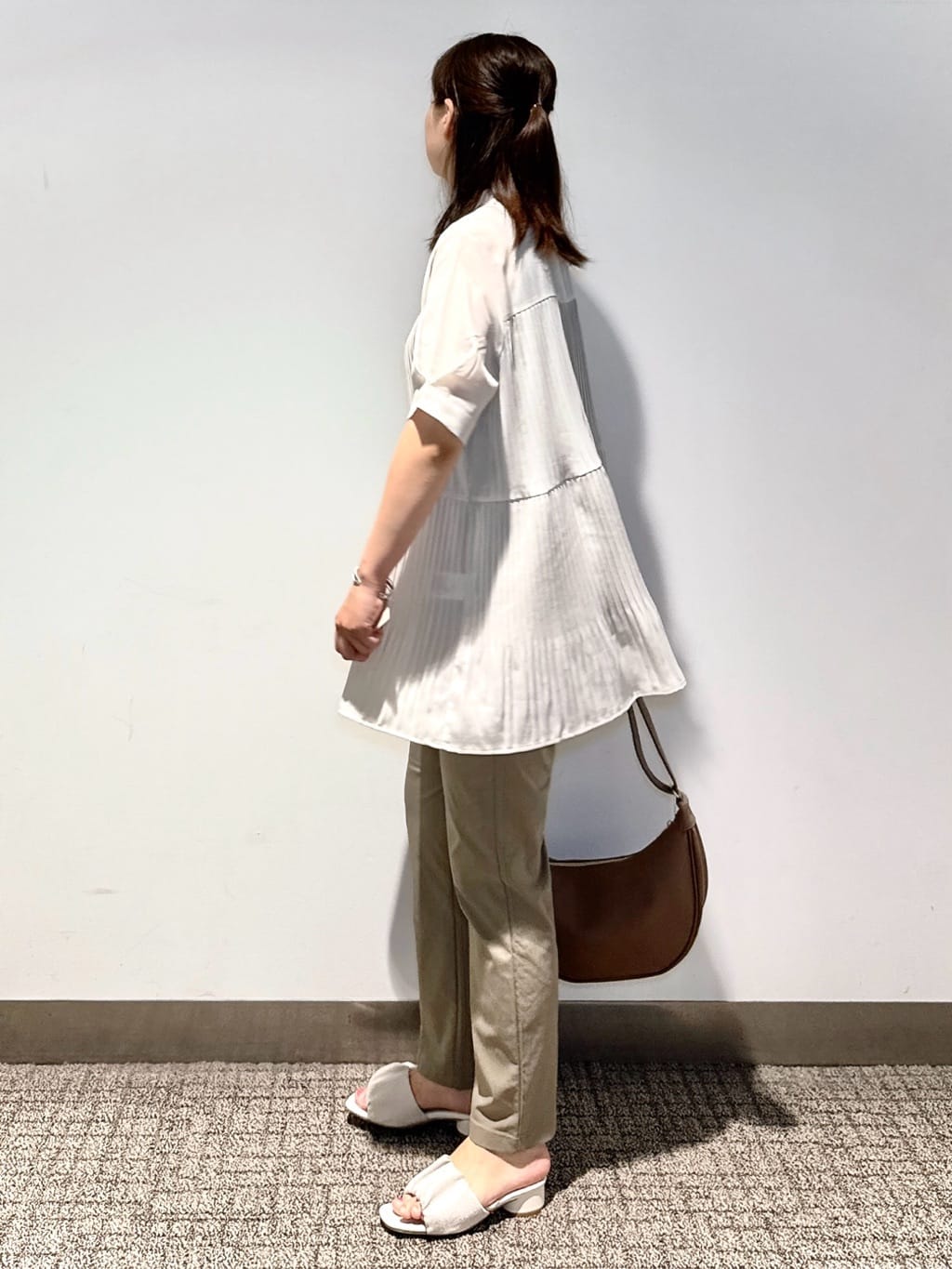 みーさんの「grove｜【体型カバー】ラフに着たい　ティアードプリーツブラウス」を使ったコーディネート