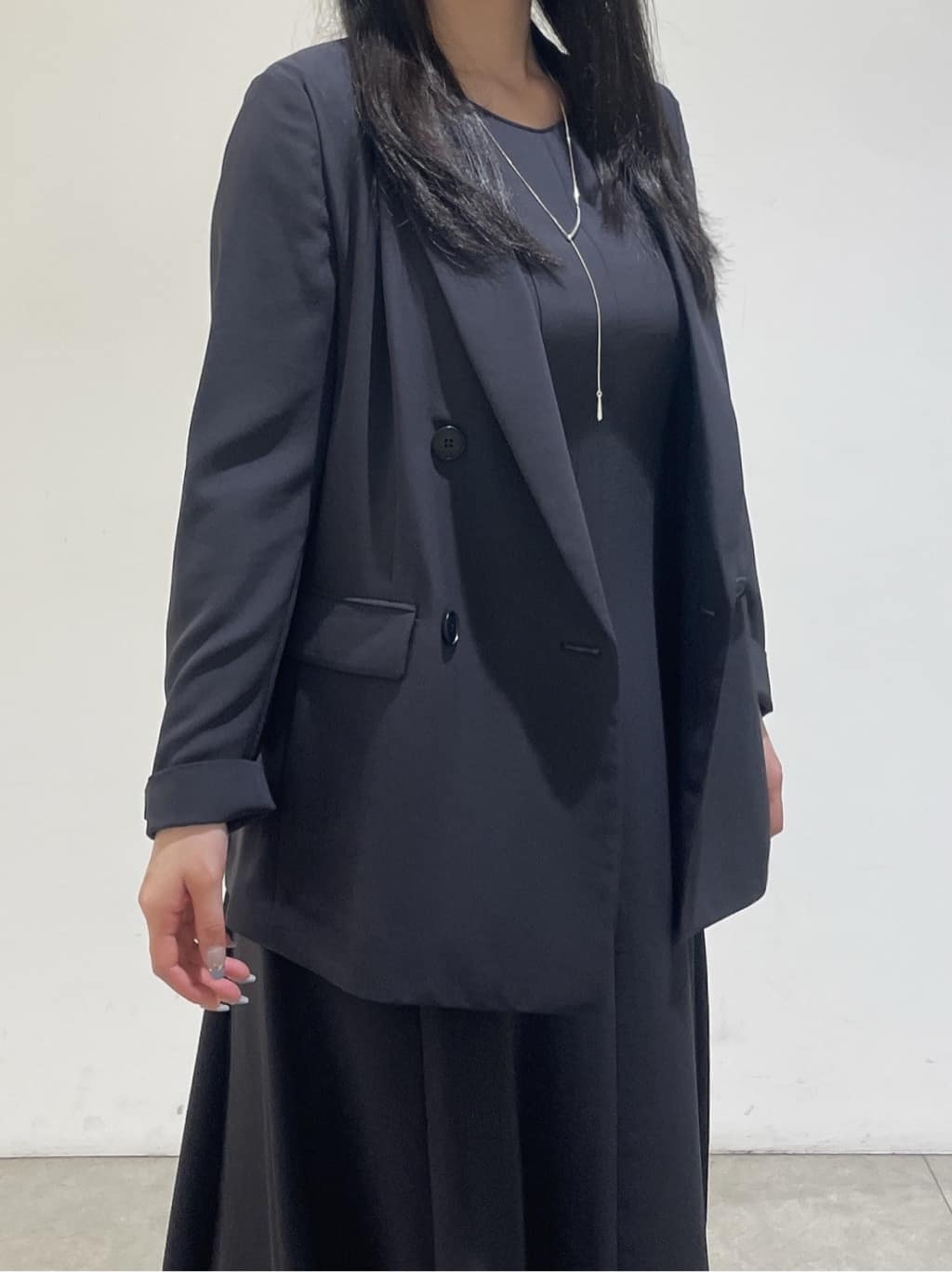 emikaさんの「INDIVI｜【軽く羽織れる！】ダブルジャケット」を使ったコーディネート