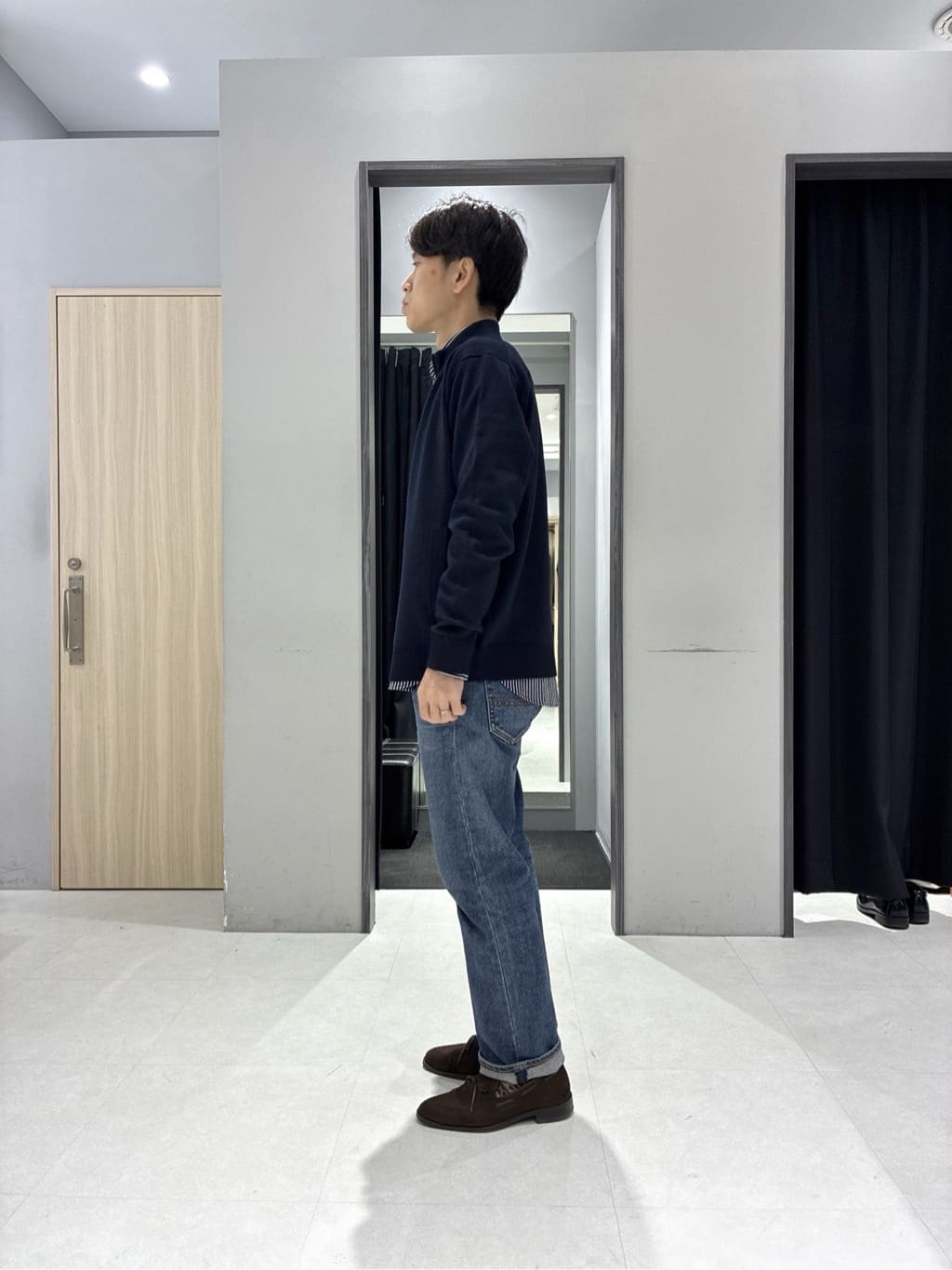 わいずみさんの「TAKEO KIKUCHI｜【JUST ONE LAYER】ダウンファブリック ジップアップ フード ブルゾン」を使ったコーディネート