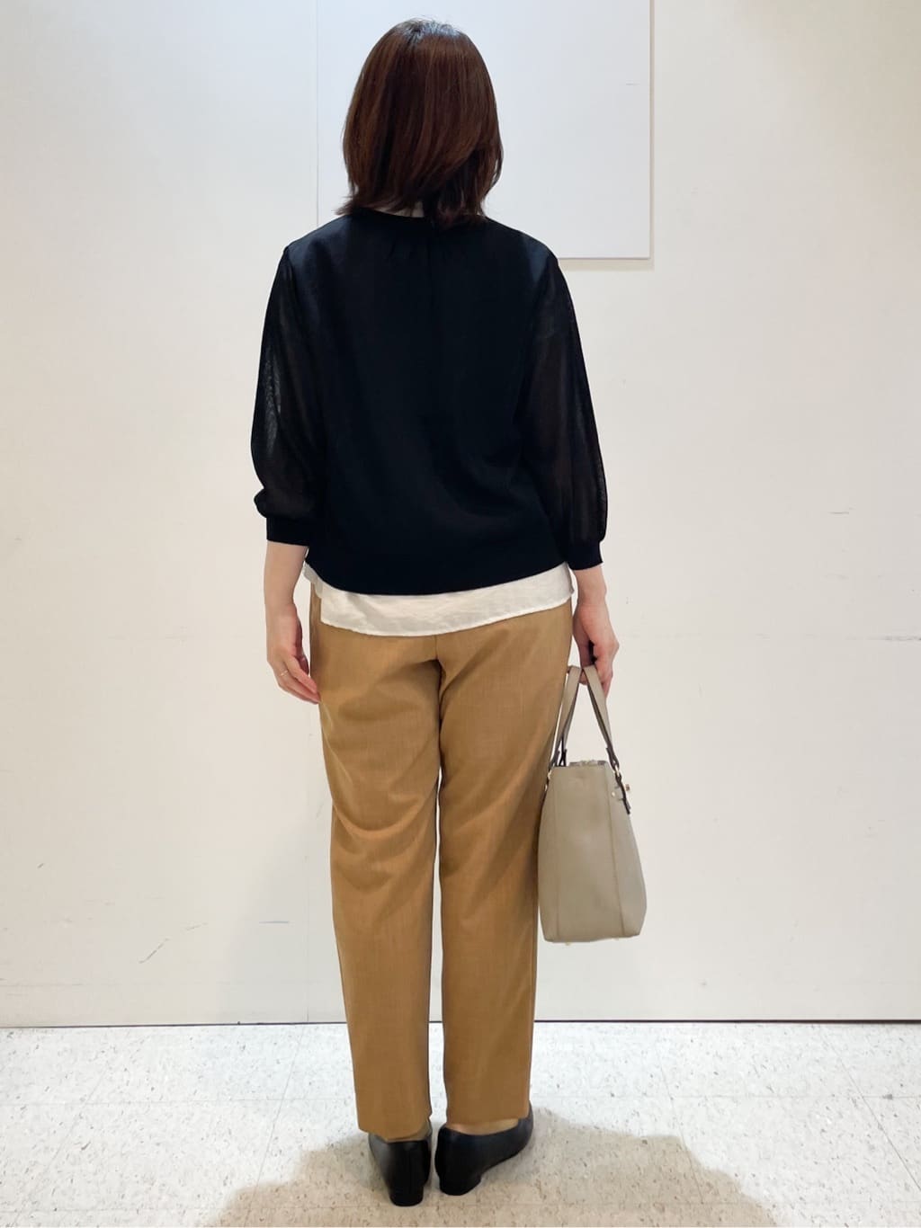 めいさんの「Reflect｜【二の腕さりげなくカバー】バンドカラーブラウス」を使ったコーディネート