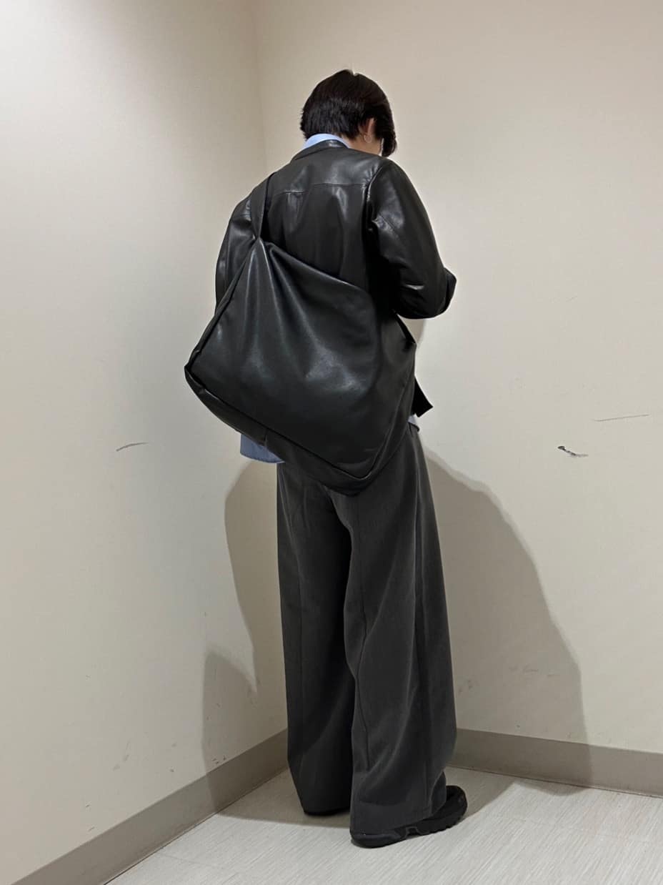 江藤瑞紀さんの「tk.TAKEO KIKUCHI｜TR長袖シャツ」を使ったコーディネート