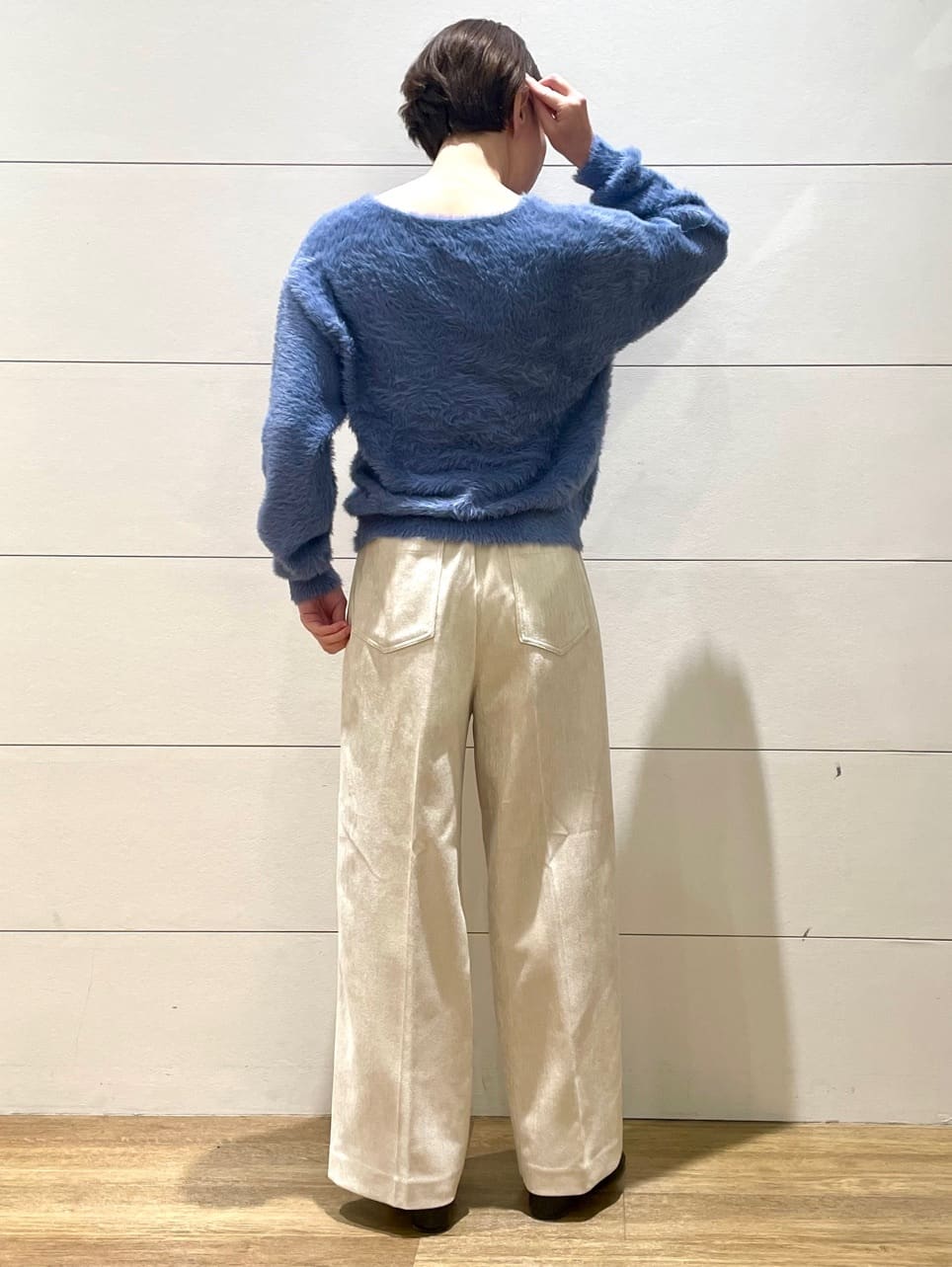 Ryoさんの「THE SHOP TK｜【華やかで柔らか】ふわふわフェザーニット/洗える・前後2WAY」を使ったコーディネート