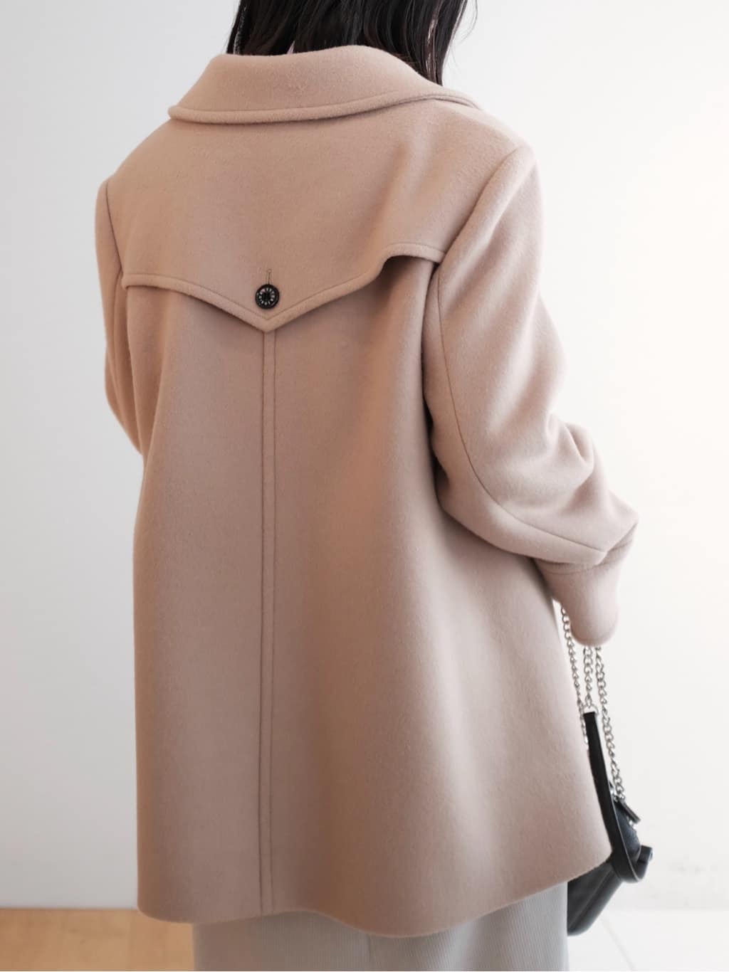 Kishimotoさんの「DRESSTERIOR｜コーデュロイジャージタイトスカート」を使ったコーディネート