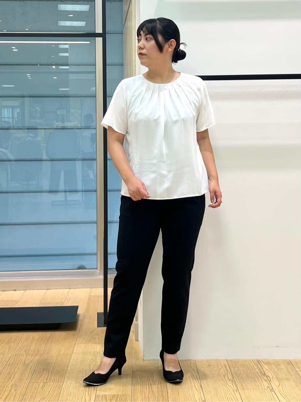 shimaさんの「INDIVI｜【UVケア】タックブラウス」を使ったコーディネート