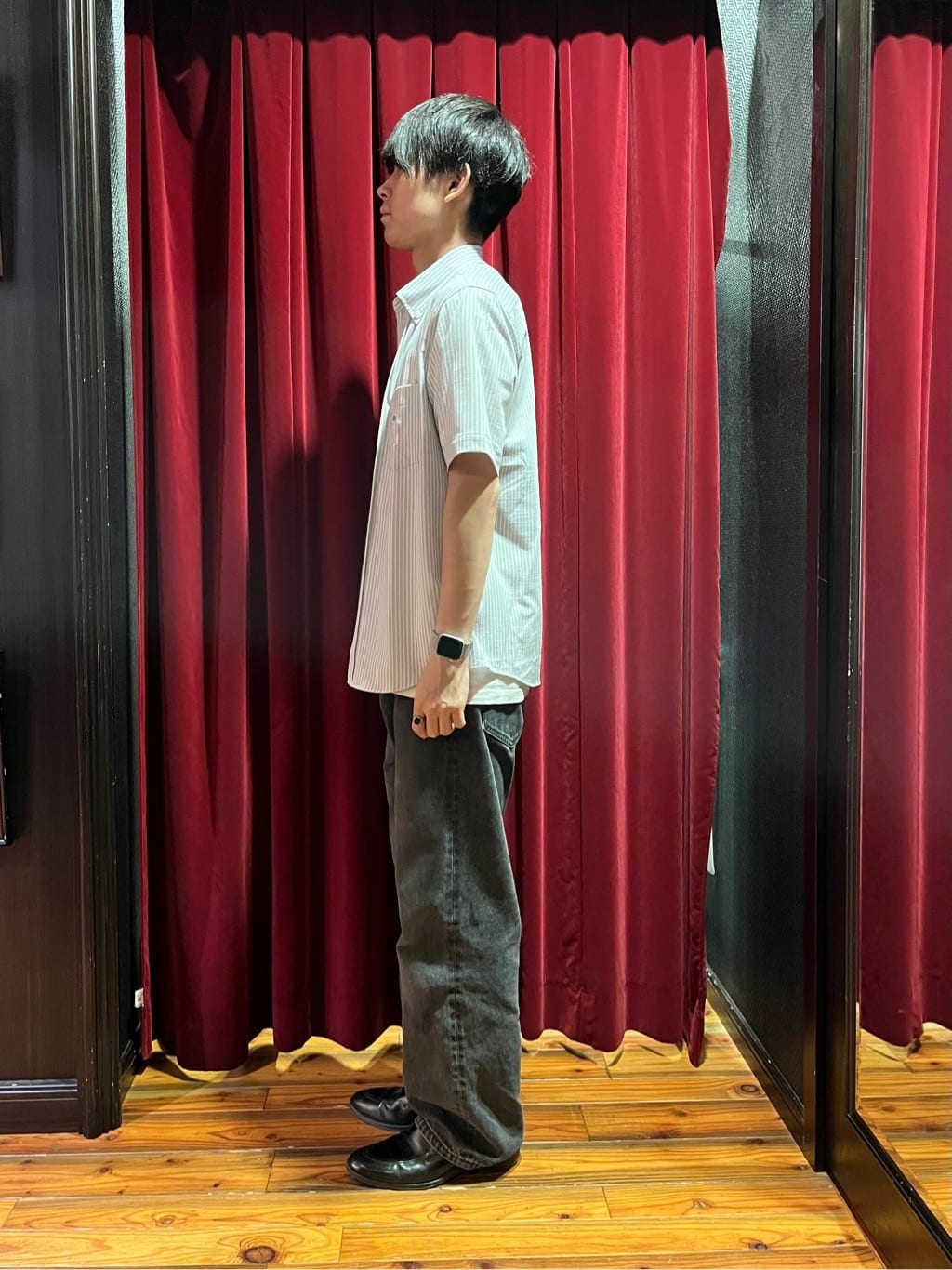 うっちーさんの「TAKEO KIKUCHI｜【COOL CITY WEAR】ストライプジャージ ボタンダウンシャツ /接触冷感」を使ったコーディネート
