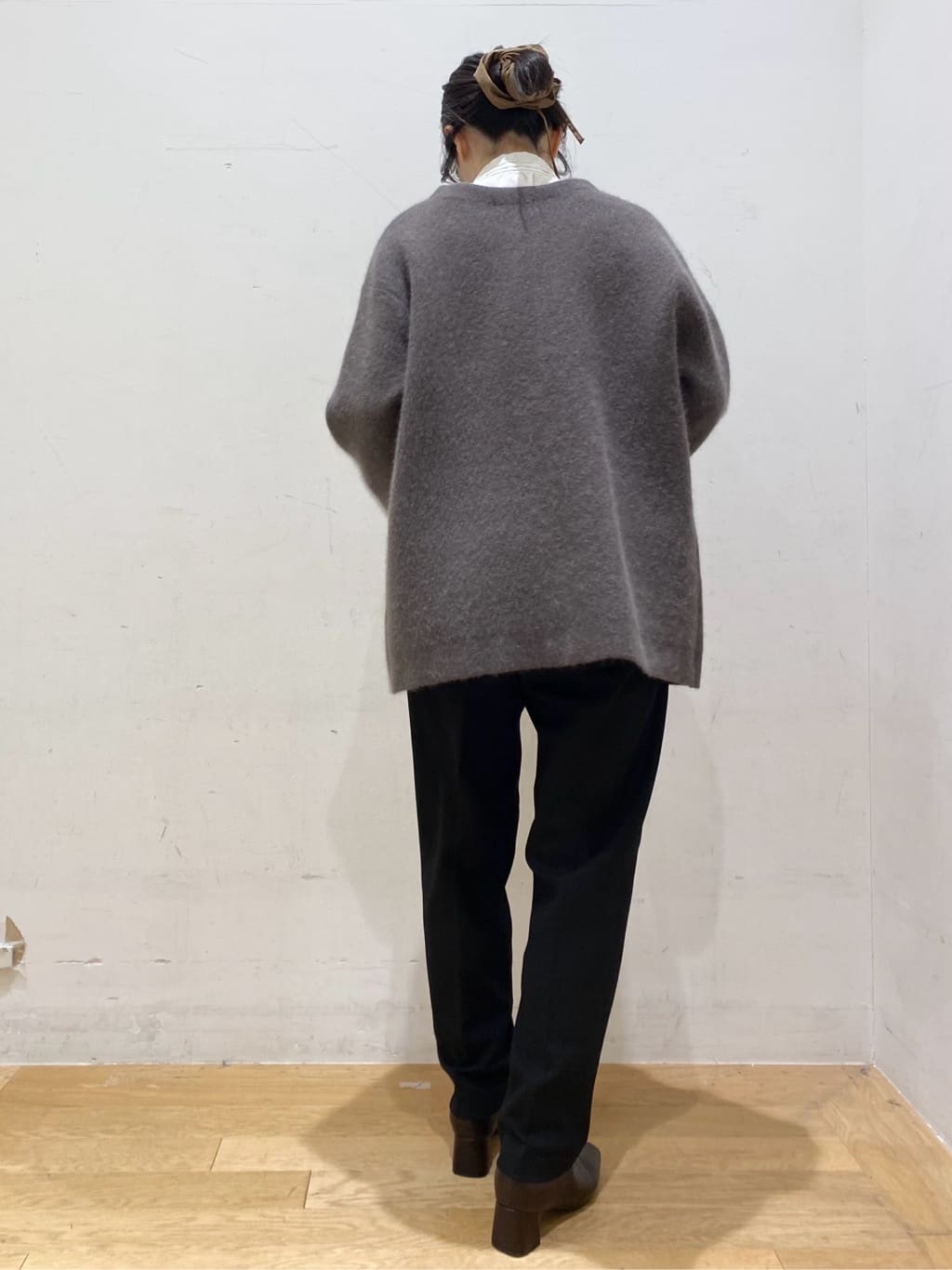 みなみさんの「OPAQUE.CLIP｜ウォームタッチ テーパードパンツ【洗濯機洗OK／ストレッチ】」を使ったコーディネート