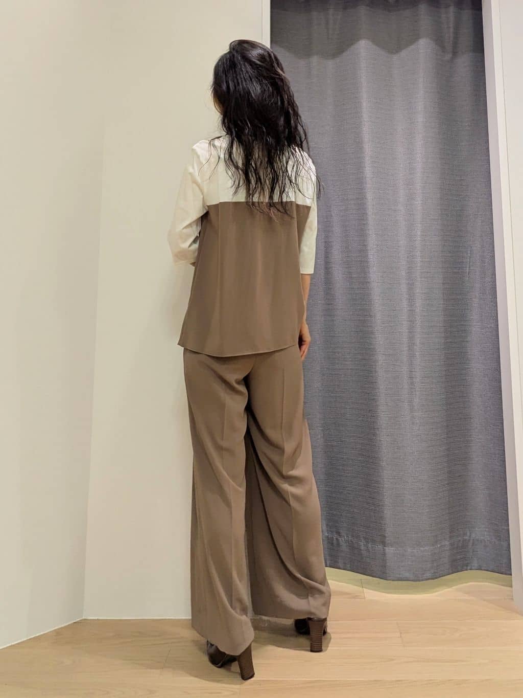 miiさんの「INDIVI｜【着心地◎！】タックワイドパンツ」を使ったコーディネート