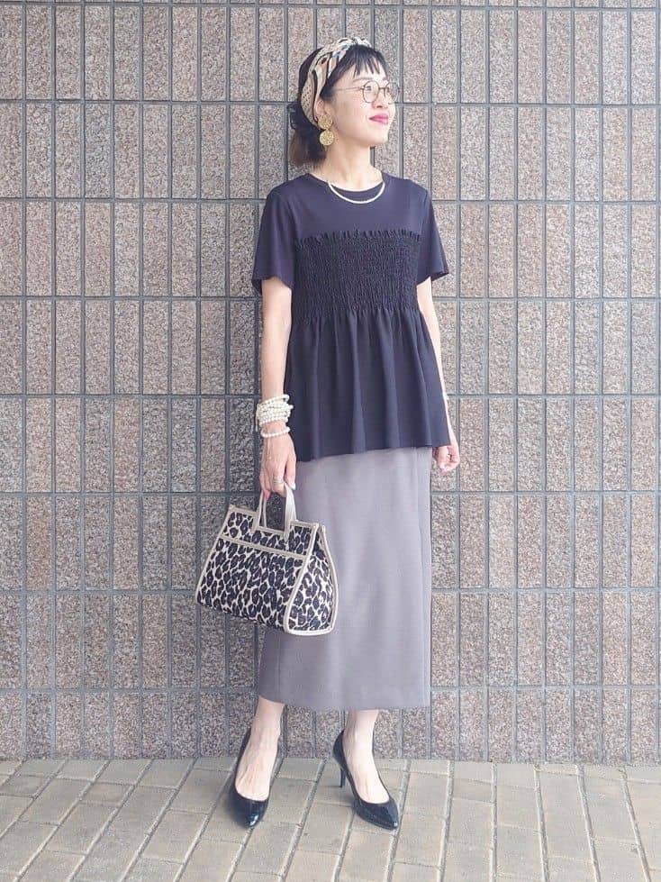 MUTSUKOさんの「UNTITLED｜【コットン100/洗える/Tシャツ】シャーリングドッキングペプラム」を使ったコーディネート