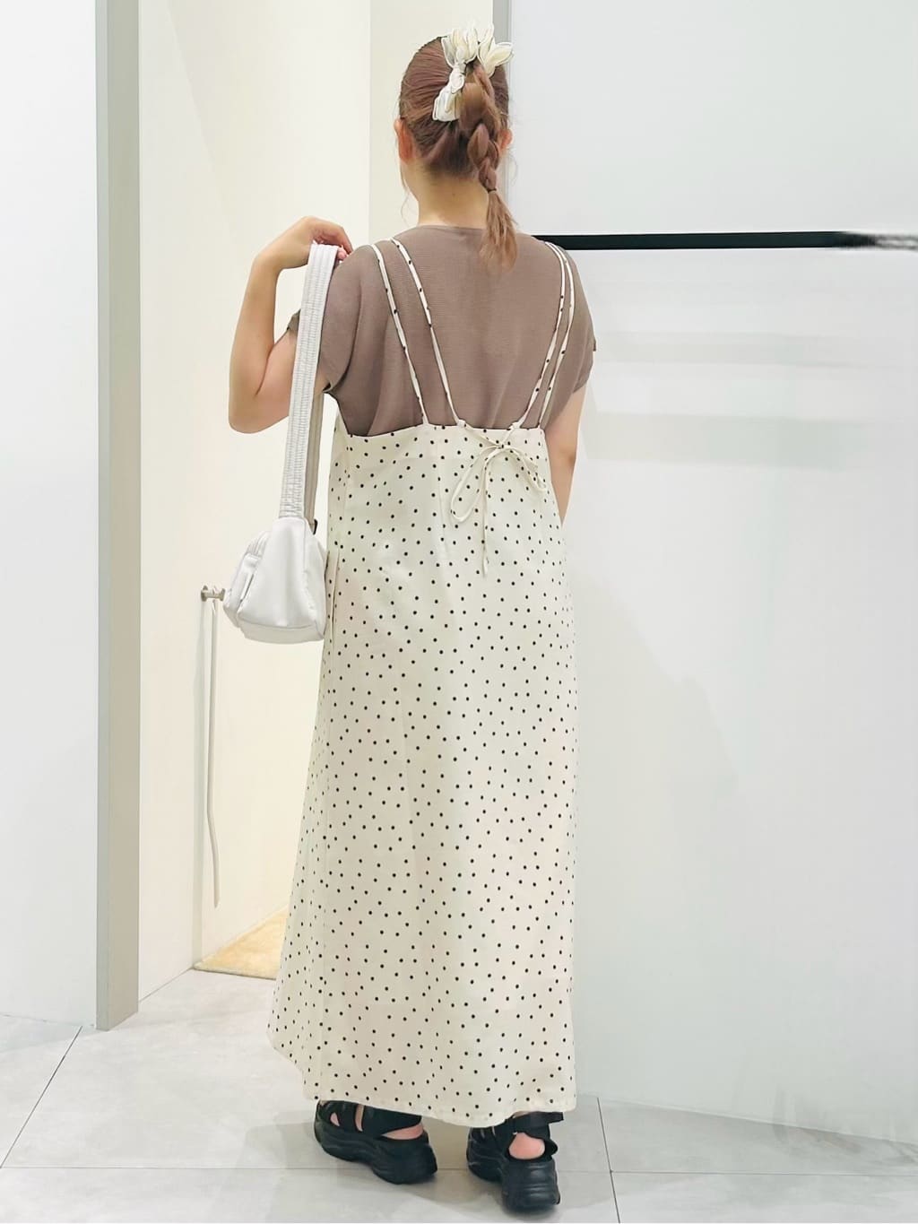 dropさんの「THE SHOP TK｜【6色展開】さらさらフレンチニット【毛玉になりにくい/洗濯機OK】」を使ったコーディネート