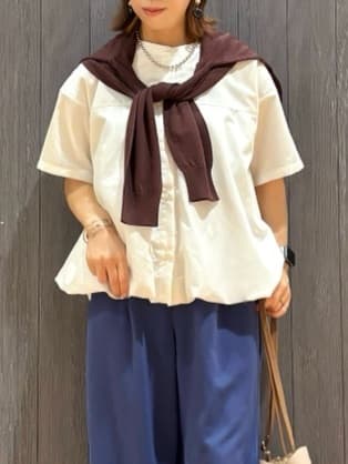 meiさんの「SHOO･LA･RUE｜【洗える/S-LL】上品なラメ使い クルーネック ニットカーディガン」を使ったコーディネート
