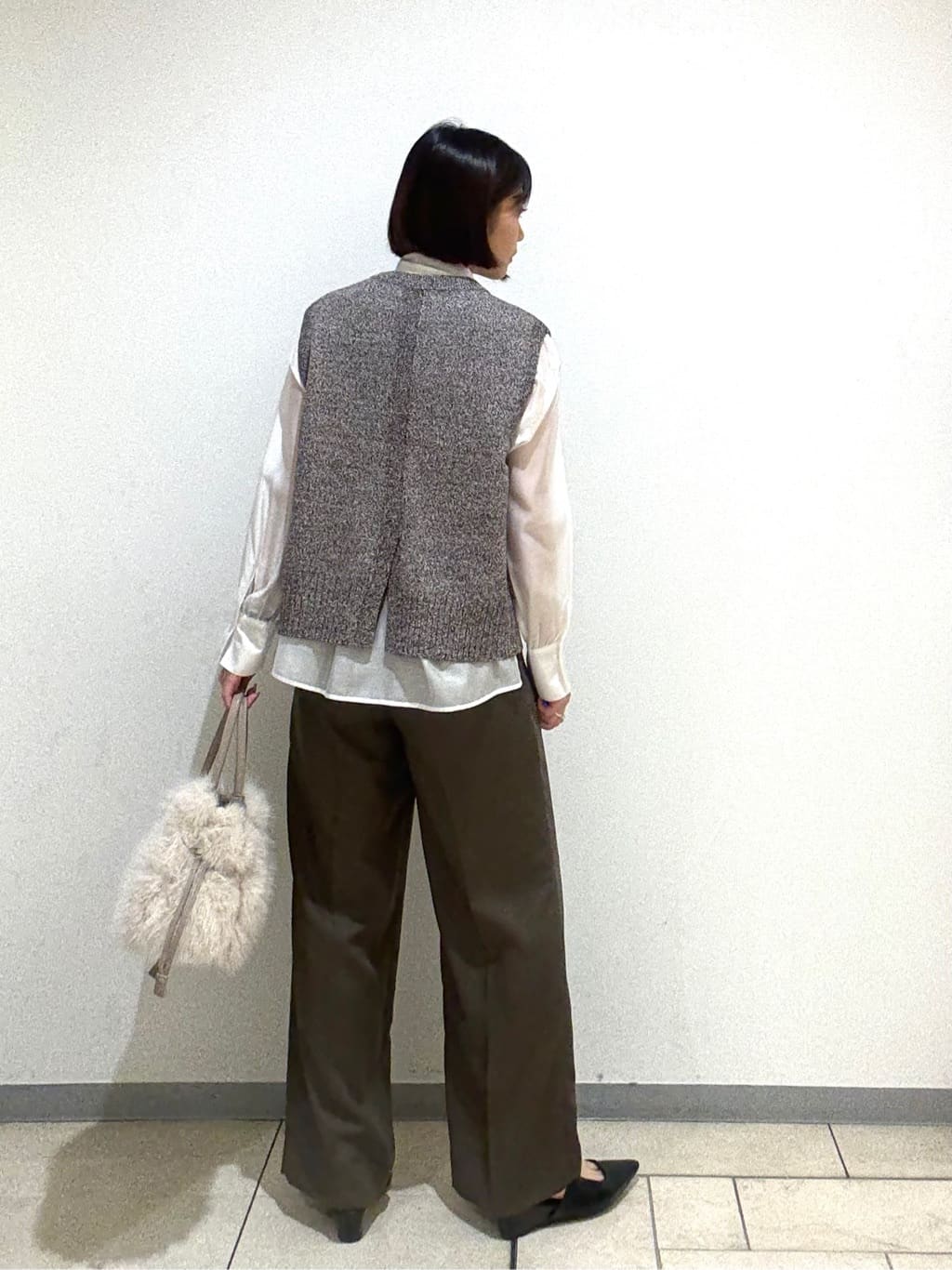 Itoさんの「UNTITLED｜【重ね着レイヤードに】杢調ニットベスト」を使ったコーディネート
