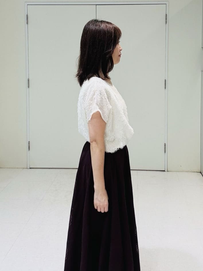 makiさんの「UNTITLED｜【セットアップ可/洗える】フェザーフレンチスリーブブラウス」を使ったコーディネート