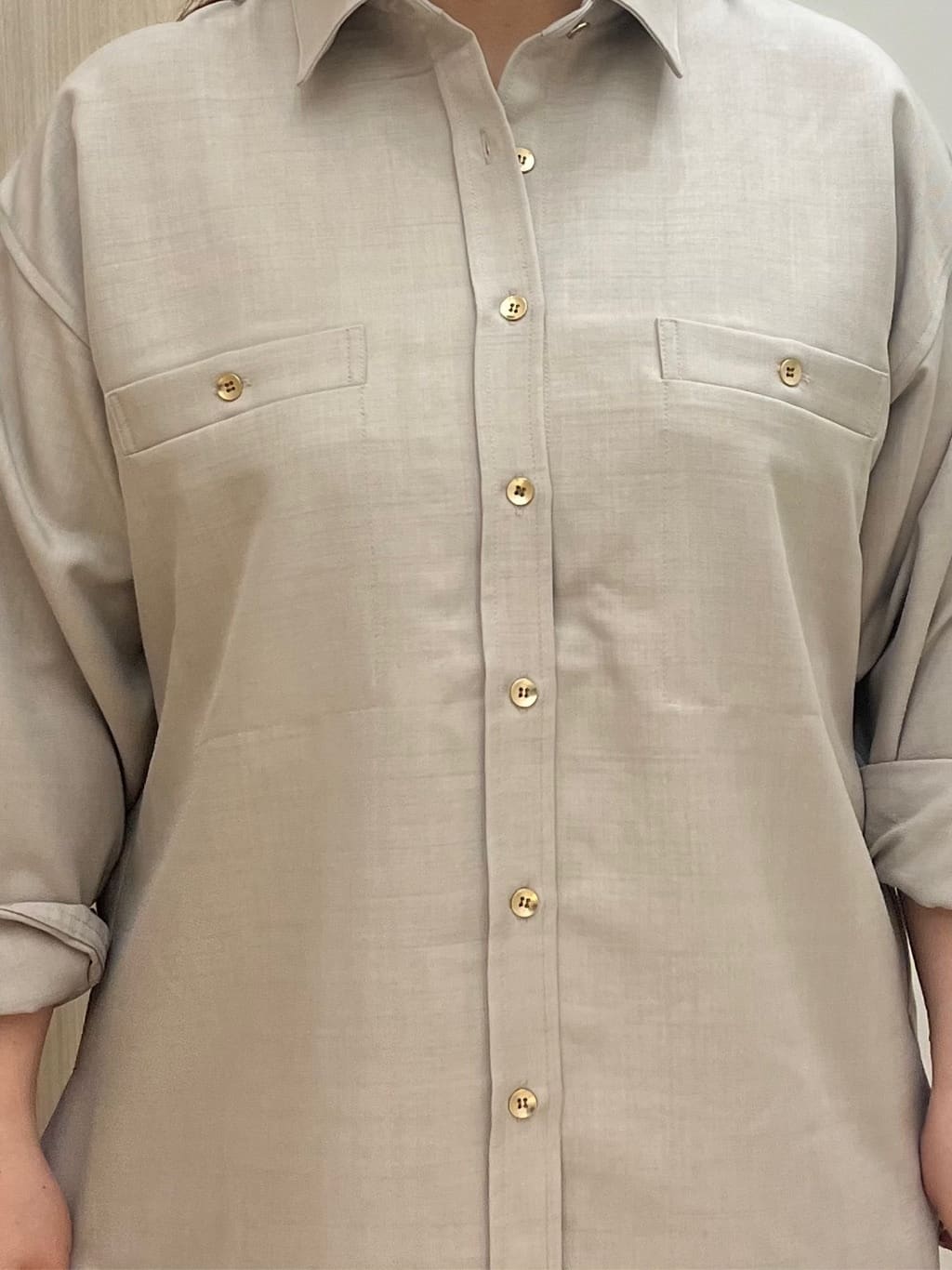 akariさんの「grove｜【カセット服/選べる着丈】洗濯機で洗えるオーバーシャツ」を使ったコーディネート