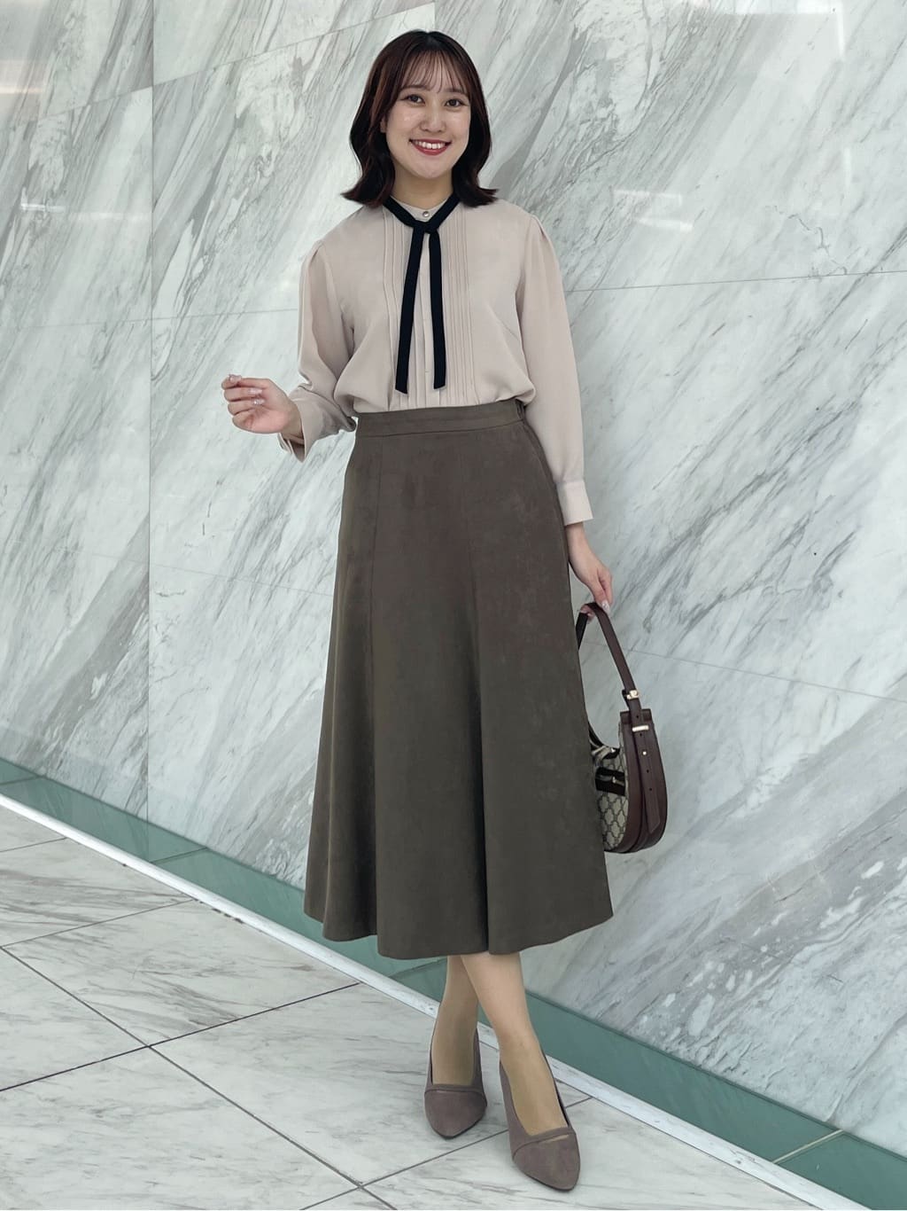 yukariさんの「Reflect｜【配色ボウタイ付き】八分袖ジョーゼットブラウス」を使ったコーディネート