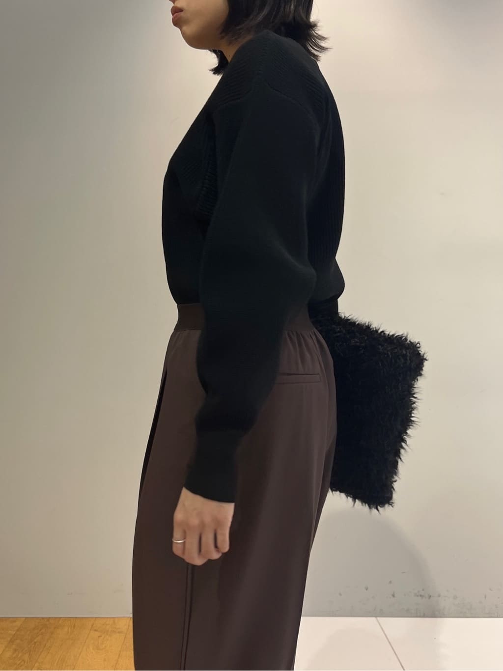 Harukaさんの「INDIVI｜Comfy SET UP｜イージーストレートワイドパンツ【セットアップ対応／通勤/カセット服】」を使ったコーディネート