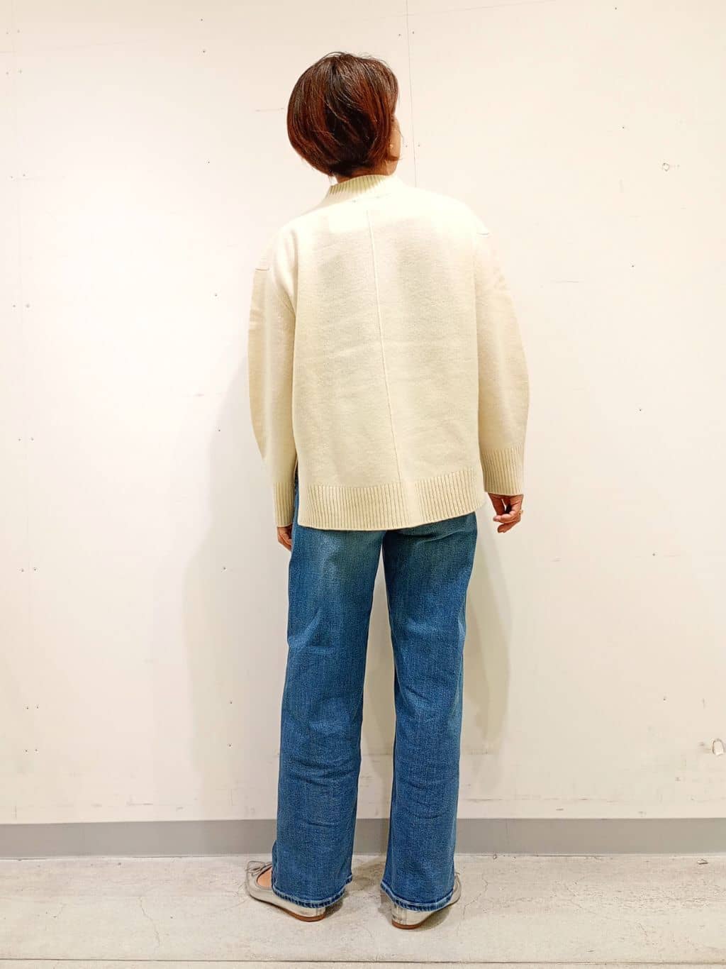 Kさんの「INDIVI｜【褒められデニム】ワイドストレート デニムパンツ」を使ったコーディネート